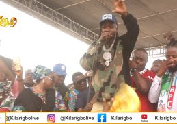 Crowd Hails Naira Marley, entertains APC supporters at Tinubu's Lagos rally