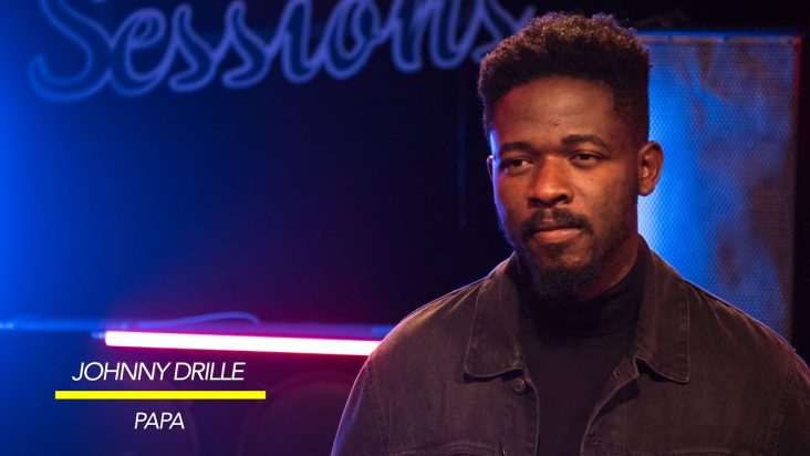 Johnny Drille Performs 'Papa' LIVE on NdaniSessions