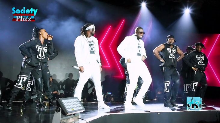 PSQUARE REUNITES AT LAST AS THEY PERFORMED TOGETHER FOR THE FIRST TIME AFTER THIER FIGHT.