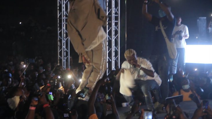 PORTABLE AKA ZAZOO ZEH PERFORMS HIS HIT SONG AT SMALL DOCTOR'S OMO BETTER CONCERT