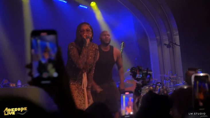 Tiwa Savage - Perform her new song " Jaiye Foreign & Somebody’s Son " ShopysDoo Show