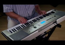 Yamaha YPG235 Portable Keyboard Performance