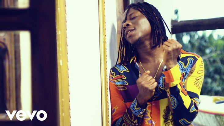 Stonebwoy - Tia Tia ft. Joey B & Yaa Pono (Official Video)