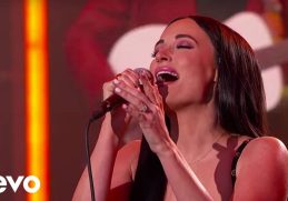 Kacey Musgraves - Wonder Woman (Live From Jimmy Kimmel Live!)