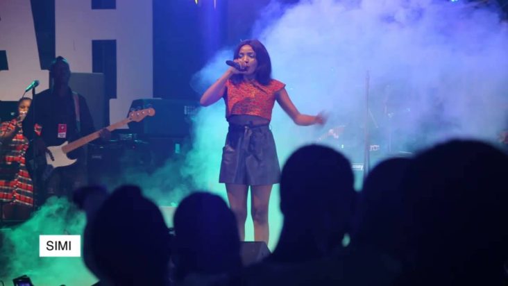 SINGER, SIMI'S PERFORMANCE AT #FELABRATION2016